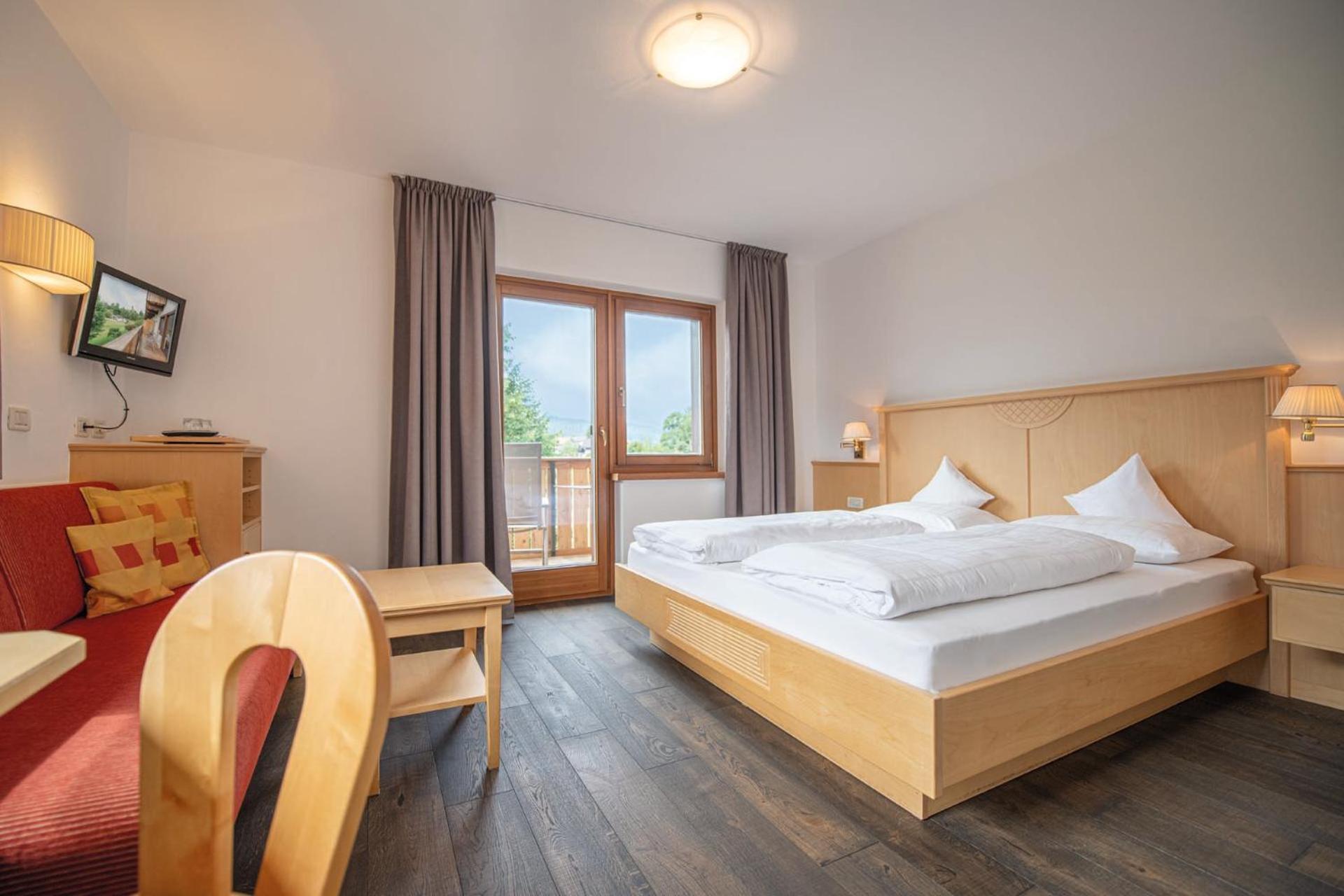 Aparthotel Hubertus Dolomites Fiè Exterior foto