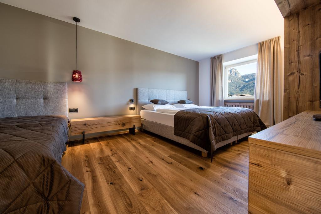 Aparthotel Hubertus Dolomites Fiè Exterior foto